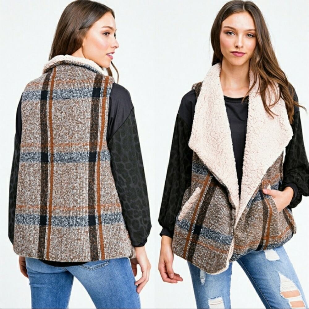 Open front oversized sherpa vest with pockets plaid one size
